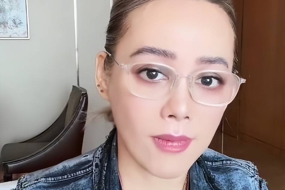 宁静直播又聊《花少2》:坏的你们看不出来,好的你们全看成坏的封面图