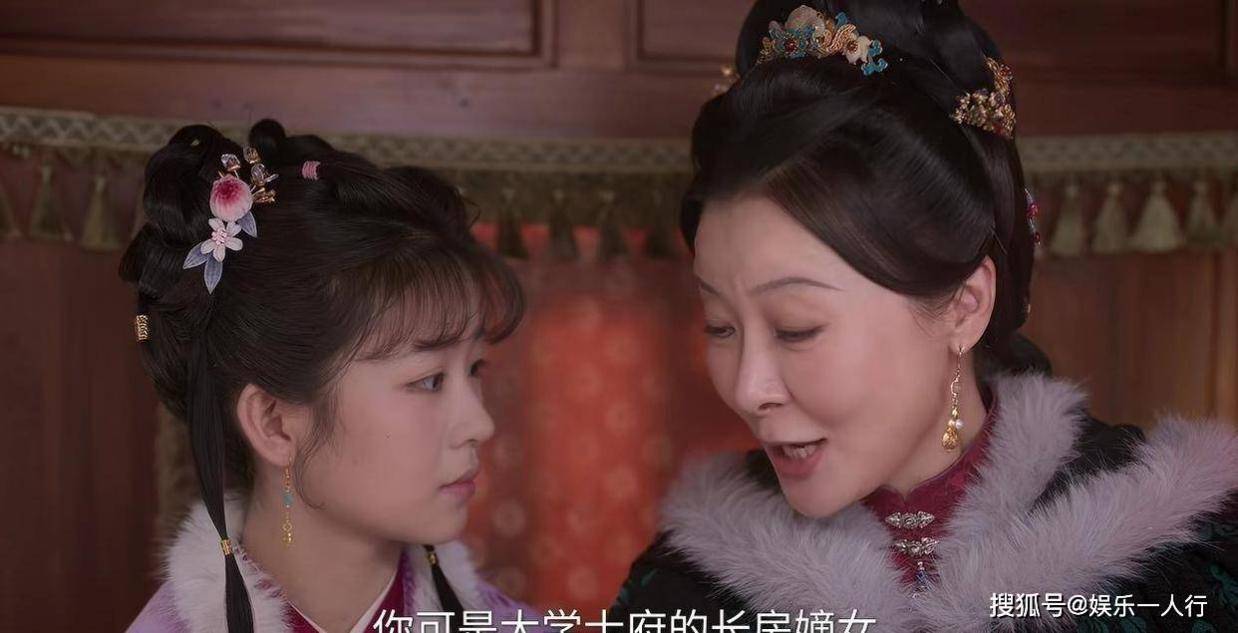 《兰香如故》开播就上热搜，原本是为谭松韵而来，却被54岁的女配角惊艳到，雪夜赠银、灭门勒女、换命入府，老戏骨几场戏抢走整部剧封面图