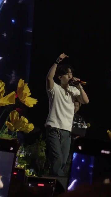 高天佐演出表态巅峰选手不比自己强!封面图