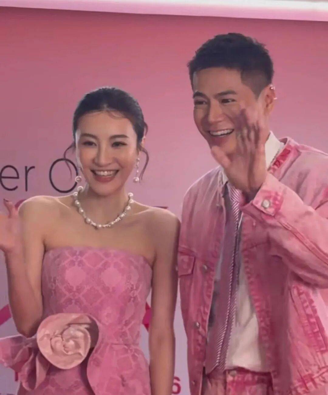 TVB视后林夏薇马国换装抢眼，预告将演新角色，网友期待《玫瑰战争》封面图